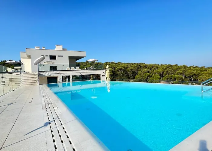 Luxury Sea View Apartment Makarska With Pool